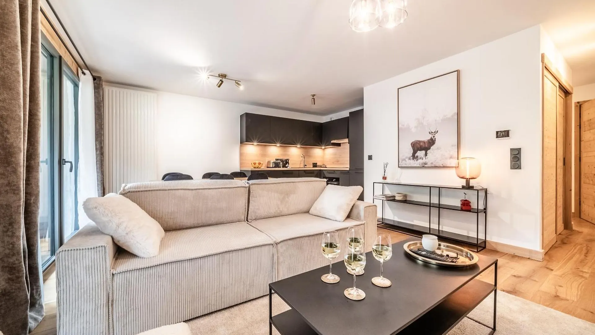 Apartment Dolmen Les Gets - By Emerald Stay 0*,  Francie