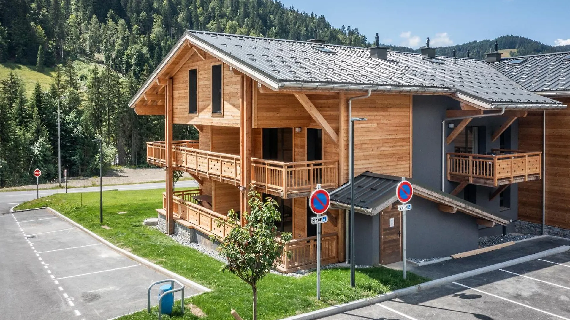 Apartment Dolmen Les Gets - By Emerald Stay